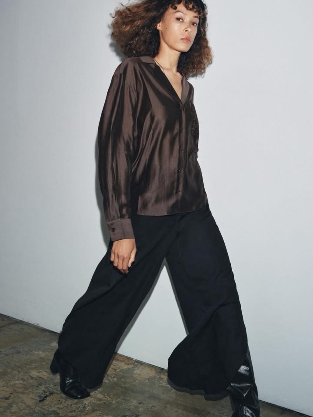 ZW COLLECTION EMBROIDERED POCKET SHIRT
Brand new